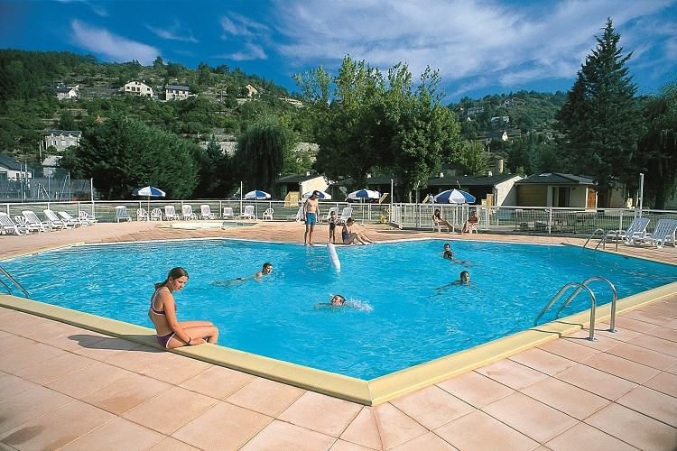 Camping avec piscine Lozère